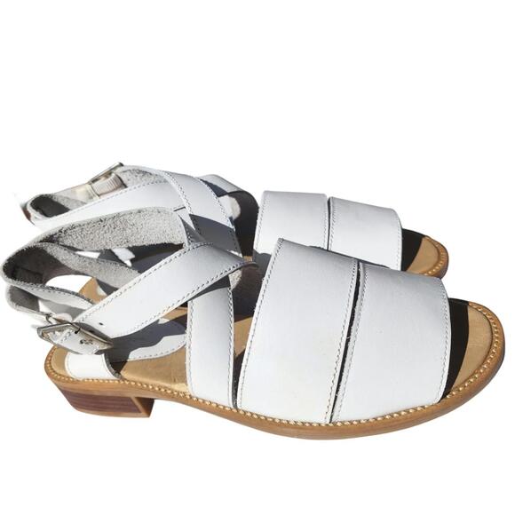Nine West. 90s White Leather Strappy Sandals | NWB | Size: 6.5 - Picture 1 of 9